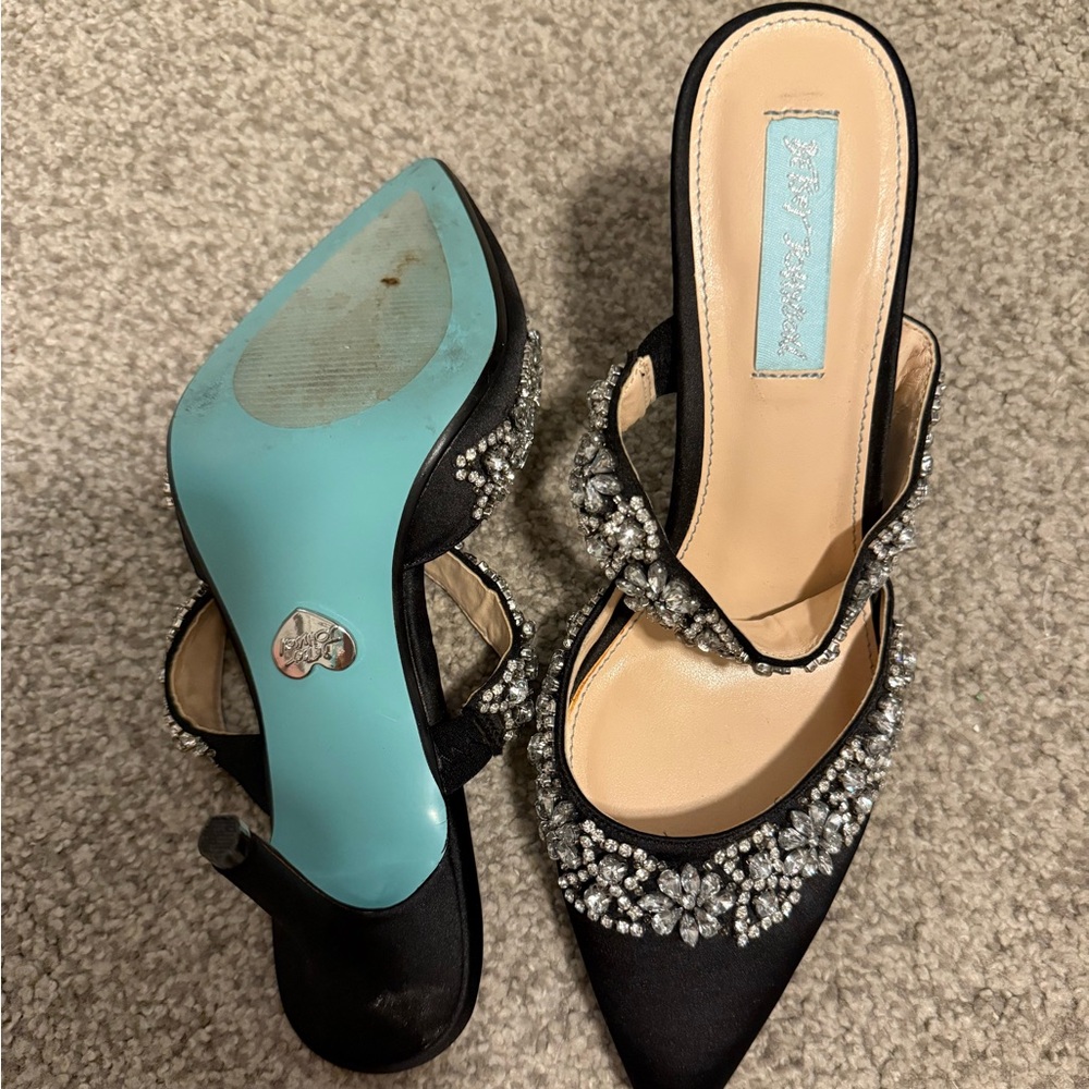 Betsy Johnson heels! - Picture 2 of 2